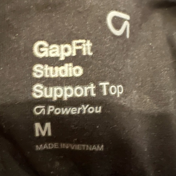 GAPFIT Studio Twist-Back Support Tank - Picture 11 of 11